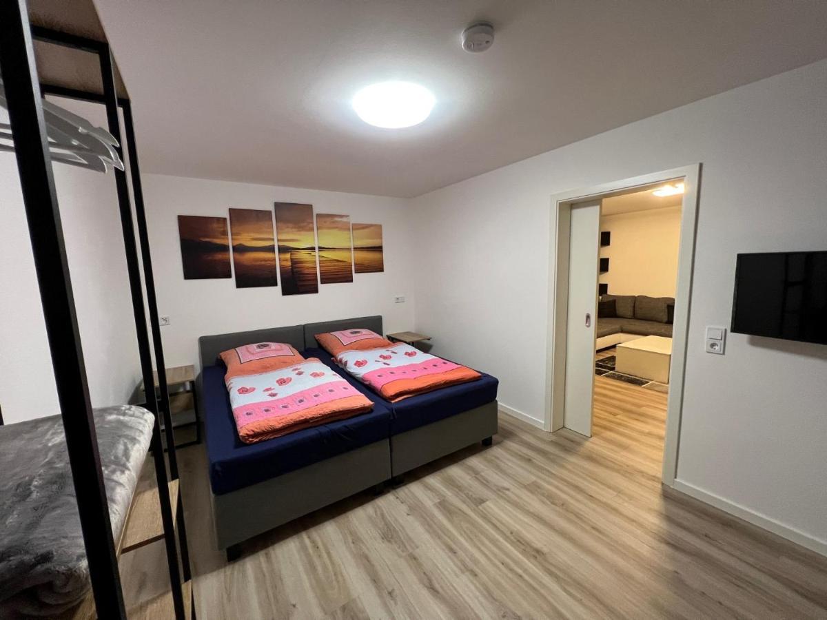Ferienwohnung Raiffeisenstrasse -Gross- أوبرنبورغ آم ماين المظهر الخارجي الصورة